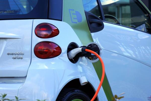 electric car charging lead
